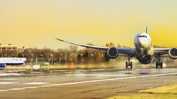 Aterizare de urgență pe Aeroportul Otopeni, în urma unei alerte medicale - aterizaredeurgentapeaeroportulot-1526972219.jpg