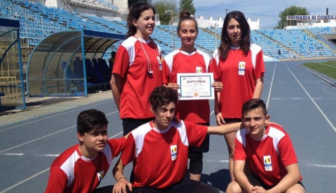 Atleții de la  LPS Constanța, remarcați la olimpiadele școlare - atletii-1460997303.jpg