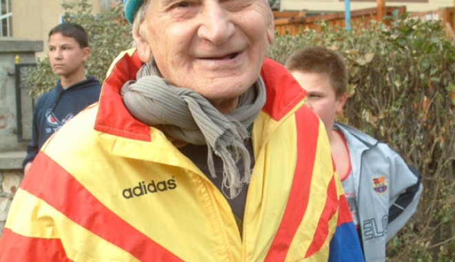 Lecția de atletism predată de Traian Petcu - atletism-1332186352.jpg