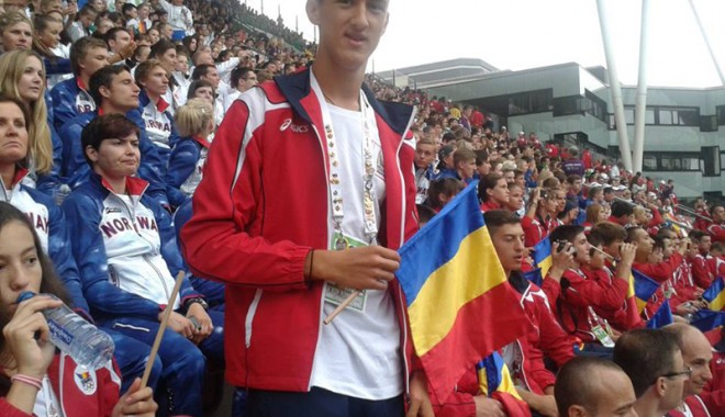 Atleții constănțeni participă la Balcaniada din Turcia - atletism-1375458043.jpg