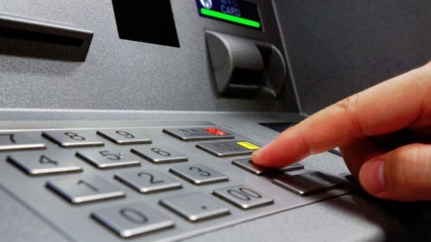 Schimbări MAJORE pentru cei care retrag CASH de la bancomat! - atmbancomat90888700-1553890112.jpg
