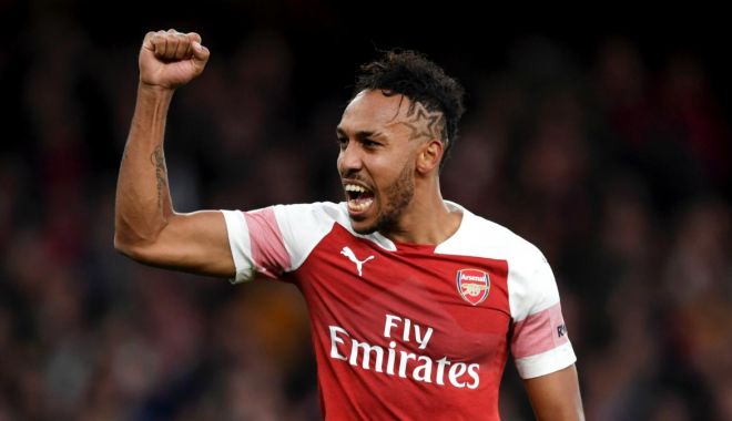 Ce onoare! Un atacant din Premier League este dorit de Real Madrid și Barcelona - aubameyang-1573730592.jpg