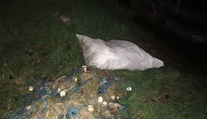 Au ieșit la pescuit cu unelte interzise - auiesitlapescuit-1553710881.jpg