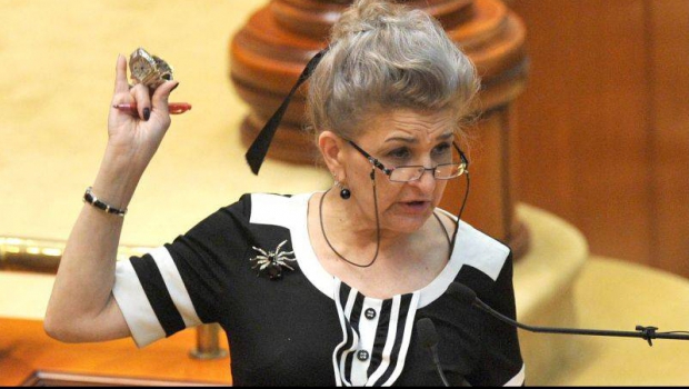 Aura Vasile se duce iar la UNPR - auravasilecuceasulfmif83f5211e30-1330611524.jpg