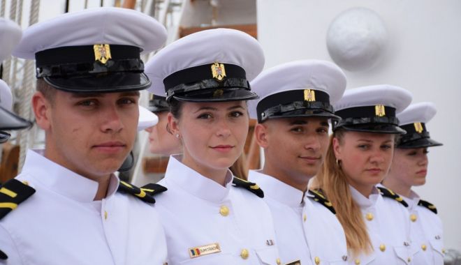 Aurelia Dumitrache, șef de promoție la Școala Militară a Forțelor Navale: 