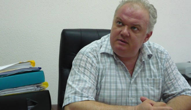 Cine și de ce l-a demis pe doctorul Aurelian Ivașcu - aurelianivascu7-1317151763.jpg