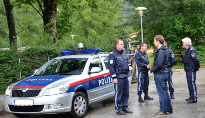 MAE: Poliția austriacă a reluat controalele la granița cu Ungaria - austria-1461918528.jpg