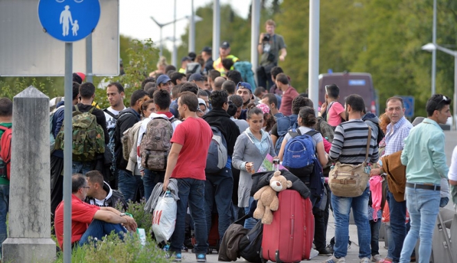 Austria vrea să se retragă din acordul UE  privind relocarea de migranți - austriavreasaseretraga-1490702136.jpg