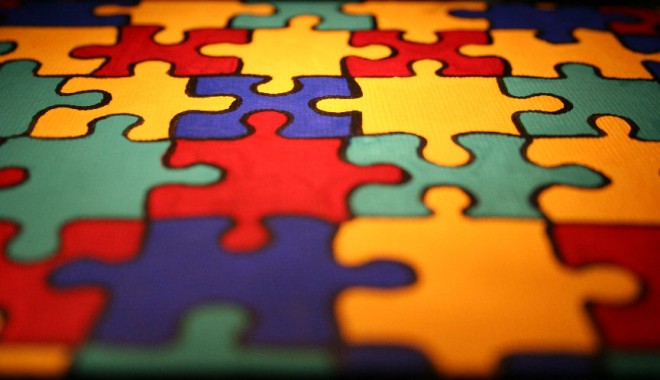 Marș și puzzle-uri pe asfalt, de Ziua Internațională a conștientizării autismului - autismawarenessbythisfleshavenge-1364808889.jpg