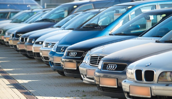 TIMBRUL DE MEDIU AR PUTEA SĂ DISPARĂ. Ar crește însă PREȚUL BENZINEI! - auto-1366917937.jpg
