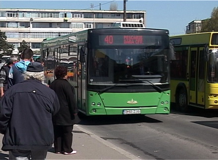 Tâlharii de pe autobuzele RATC, condamnați - auto40-1317850914.jpg