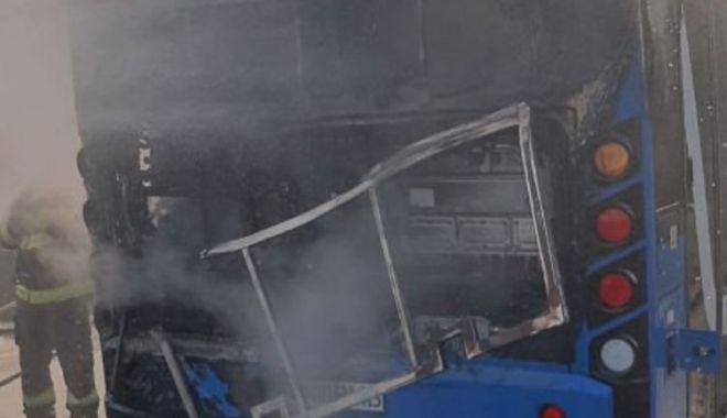 Dezvoltarea pieței auto electrice schimbă planurile pompierilor români - autobuz-electric-1696780475.jpg