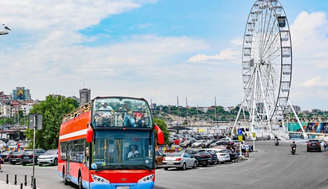 Linia turistică City Tour va avea patru autobuze etajate - autobuze-etajate-1694453731.jpg