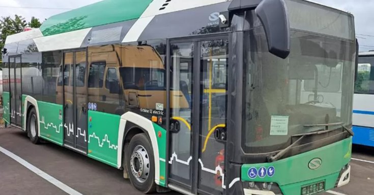 Foto - Percheziții la compania de transport public. 14 șoferi de autobuz reținuți într-un dosar de furt de combustibil