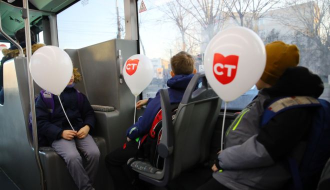 Galerie foto. Autobuzele școlare au intrat pe trasee, în Constanța - autobuze1-1581928219.jpg