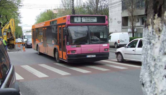 Șoferii RATC, trași de urechi de polițiști - autobuzeconstanta2-1310574410.jpg