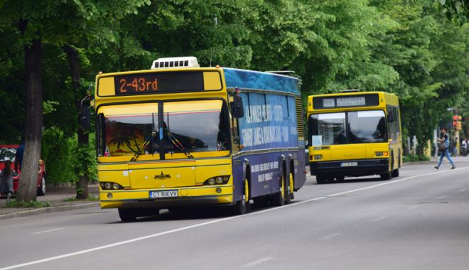 Autobuze până la 2 dimineața, de 