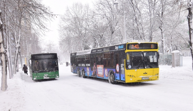 RATC avertizează. Circulați cu atenție! - autobuzratciarnazapada1014840628-1515919415.jpg