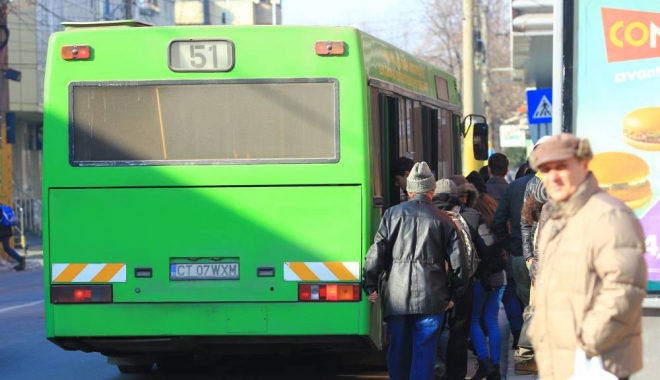 Anunț de la RATC. Autobuzele către centrele comerciale au program prelungit - autobuzratclinia511491213463-1511535310.jpg