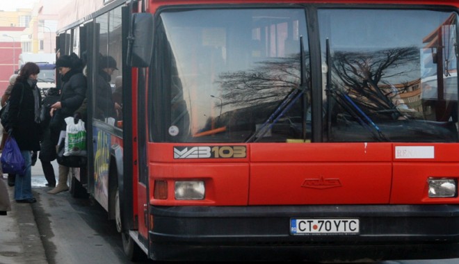 Cum vor circula autobuzele RATC de Revelion - autobuzratcpoarta6fotoadi-1325083992.jpg