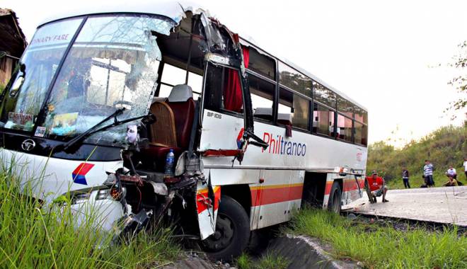 Călătorești cu autocarul? De pe ce loc scapi cu viață în caz de accident - autocar-1442510902.jpg