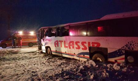 ACCIDENT de AUTOCAR, în această dimineață. DOUĂ VICTIME! - autocar-1486537760.jpg