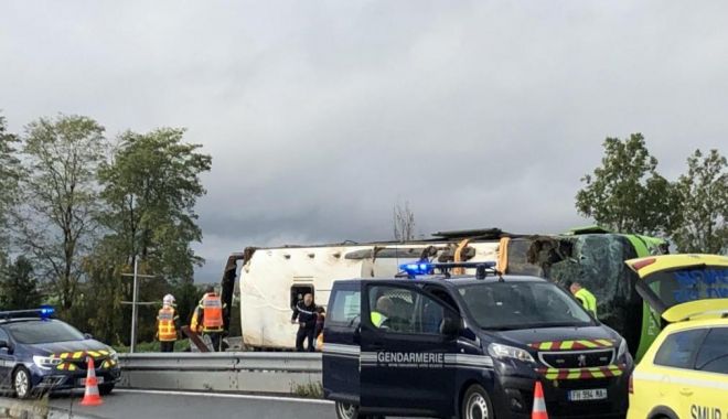 Accident de autocar în Franța: 33 de răniți, printre care și români - autocar-1572806022.jpg