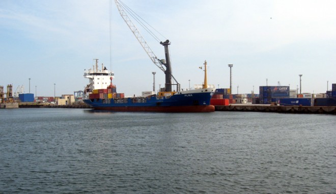 Autoritatea Portului Rotterdam vrea să investească în Constanța - autoritateaport-1398364065.jpg