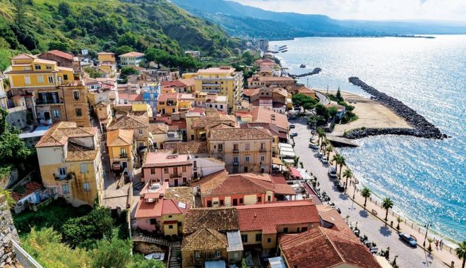Mii de euro pentru cei care vor să se mute la sate, în Italia - autoritatiledincalabria-1626626458.jpg