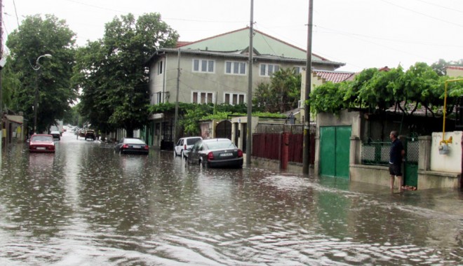 Vine prăpădul! CONSTANȚA, sub COD PORTOCALIU de FURTUNI PUTERNICE și PLOI TORENȚIALE - autoritatilelocale1403189293-1407329509.jpg