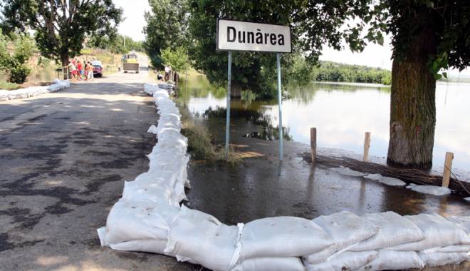 Autoritățile se pregătesc de inundații. Cum se prezintă Constanța - autoritatilesepregatesc-1432745629.jpg