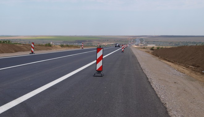 Au fost suspendate fondurile europene pentru șosele - autostrada-1346683125.jpg