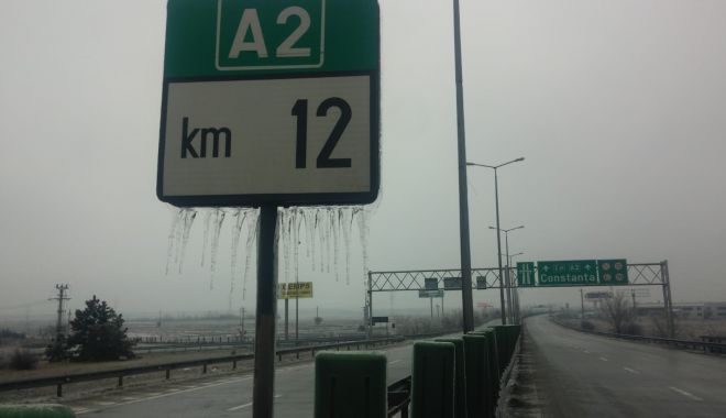 Autostrada A2, închisă în continuare. Ploaia înghețată face imposibilă deplasarea mașinilor - autostrada-1548401017.jpg