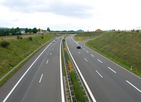 RAJDP Constanța nu mai are dreptul de a aplica taxe și tarife pe drumurile din administrare - autostrada11-1316468831.jpg