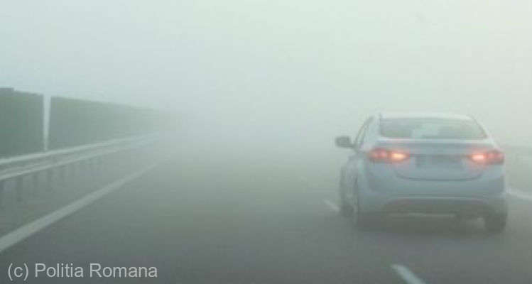 Atenție, șoferi! Vizibilitate redusă sub 50 de metri din cauza ceții - autostradaceatamasina-1763279890.jpg
