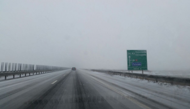 Atenție, șoferi! Se circulă cu dificultate pe Autostrada Soarelui din cauza viscolului - autostradaiarna-1484641257.jpg