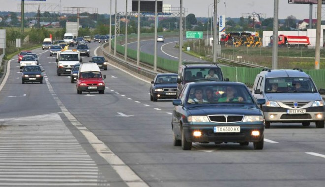 Șofer de 57 de ani, depistat cu 203 de km/h pe Autostrada Soarelui - autostradasoarelui-1386421980.jpg