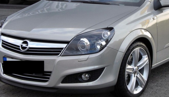 Autoturisme cu documente false, descoperite la Vama Veche - autoturismecudocumentefalse-1394643432.jpg
