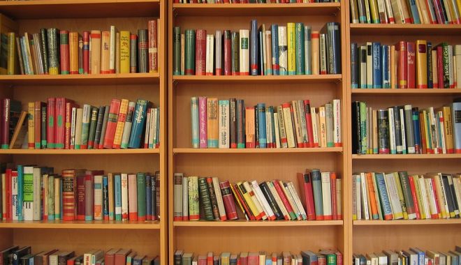 Institutul Cultural Român alocă 1,8 milioane de lei pentru traducerea cărţilor româneşti în străinătate
