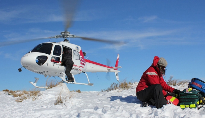 Avalanșă în Alpii Francezi. Trei oameni și-au pierdut viața - avalanda3morti-1494412855.jpg