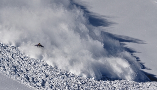 Turiști prinși de avalanșă în Munții Făgăraș - avalansa-1515246154.jpg