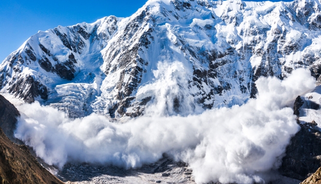 Șase tineri și-au pierdut viața într-o avalanșă  în Japonia - avalansajaponia-1490621900.jpg