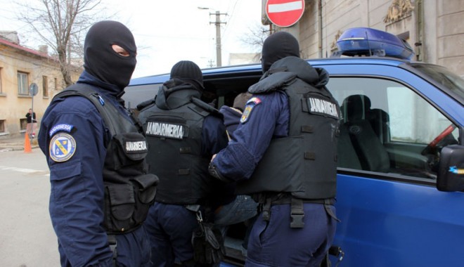 Avansări înainte de termen,  cu ocazia  Zilei jandarmilor - avansariinaintedetermen-1396371153.jpg