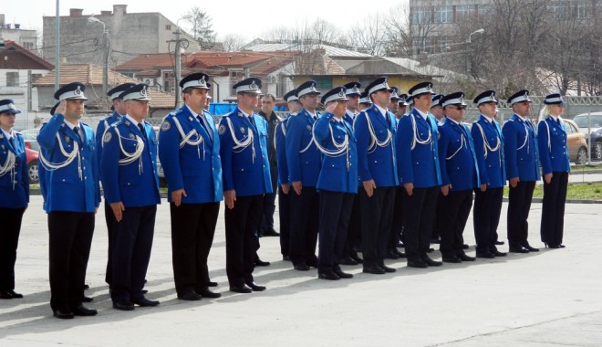 Avansări în grad  la Inspectoratul Județean de Jandarmi - avansariingrad-1406740114.jpg