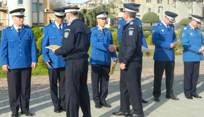 Avansări în grad la Inspectoratul de Jandarmi Județean Constanța - avansarijandarmeria-1459529374.jpg
