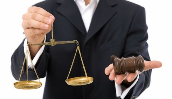 Cei mai săraci dintre români vor beneficia în 2023 de servicii de avocatură gratuite. Care sunt condițiile - avcat-1673621684.jpg