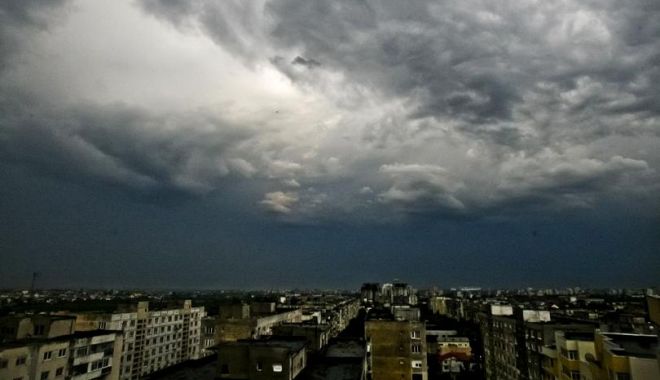ANM: Informare meteo de instabilitate atmosferică la nivelul întregii țării! - aversefurtuna-1529307051.jpg