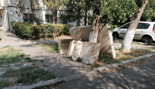 Aveţi vechituri mari de aruncat? Iată cum puteţi scăpa de ele - avetideseuri-1631795801.jpg