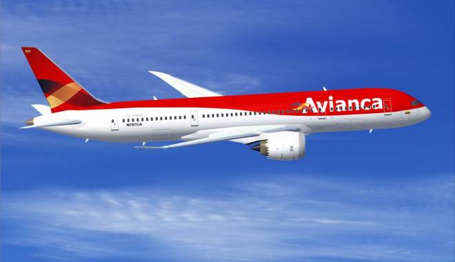 Om de afaceri, găsit mort în toaleta unui avion - avianca-1424949859.jpg