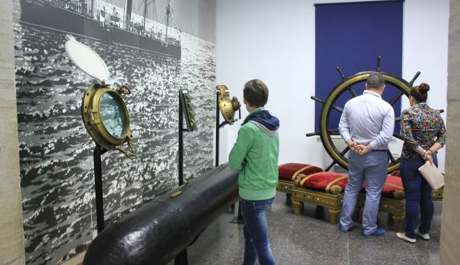 Aviația în pictură la Muzeul Marinei - aviatiar28-1437137656.jpg